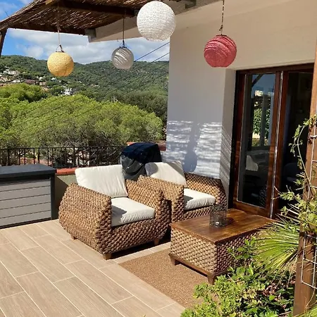 Cozy Place, Big Roof Terrace & Spectacular Views. *