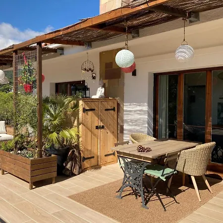 Apartment Cozy Place, Big Roof Terrace & Spectacular Views. *